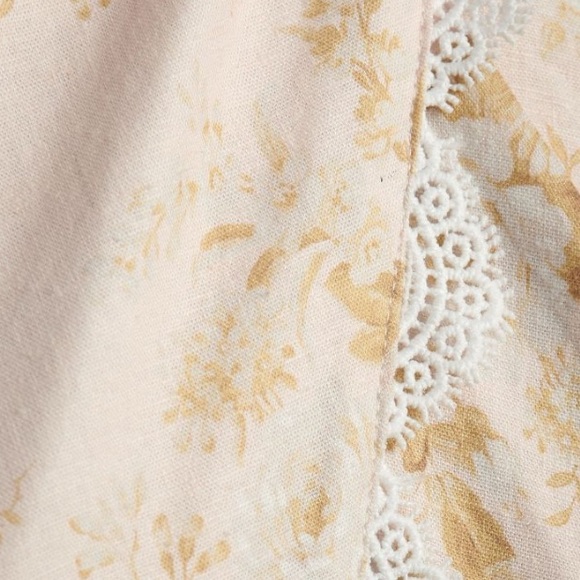 V. Chapman ‘The Daisy’ Dress in Marigold Bouquet sz 10 NWT - Picture 3 of 5